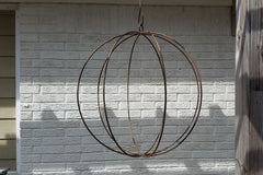 X-Large Globe Frame